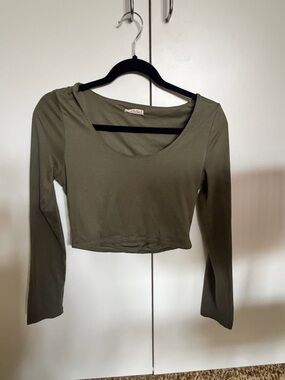 Papaya Olive Green Long Sleeve Scoop Crop Top